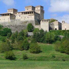 Langhirano e Castello di Torrechiara