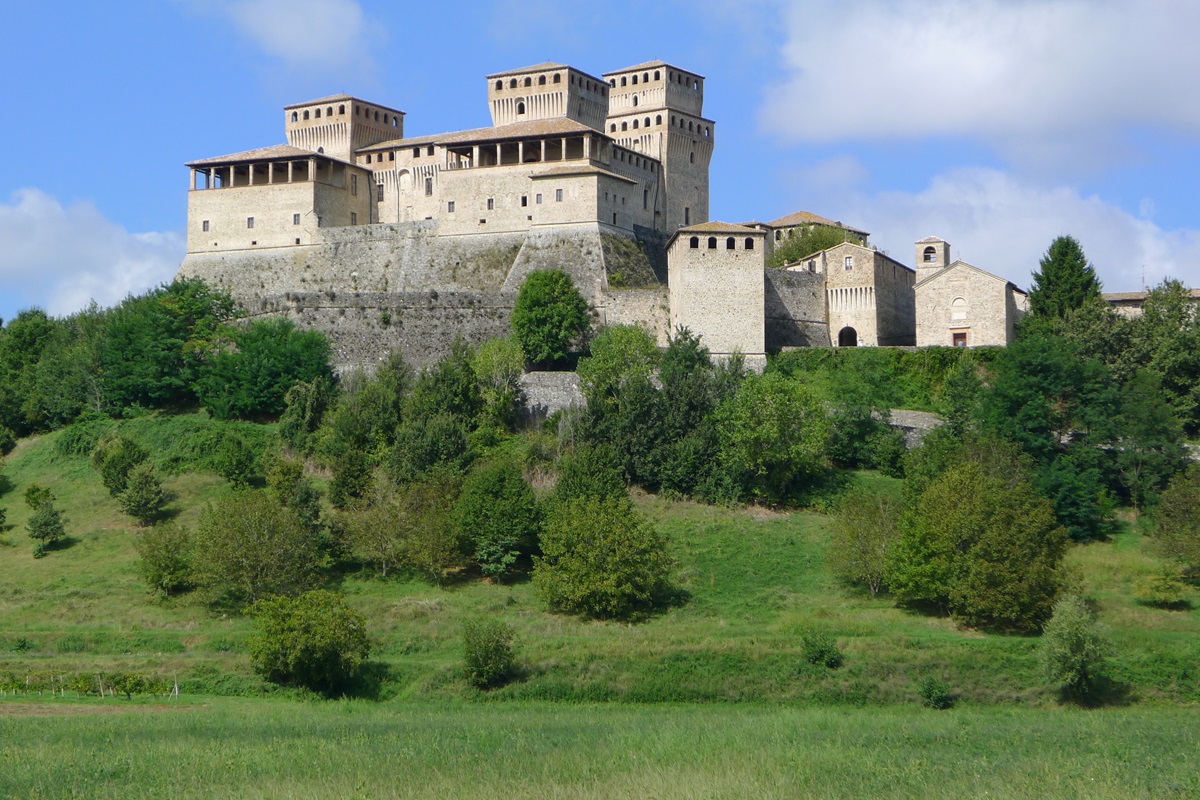 Langhirano e Castello di Torrechiara